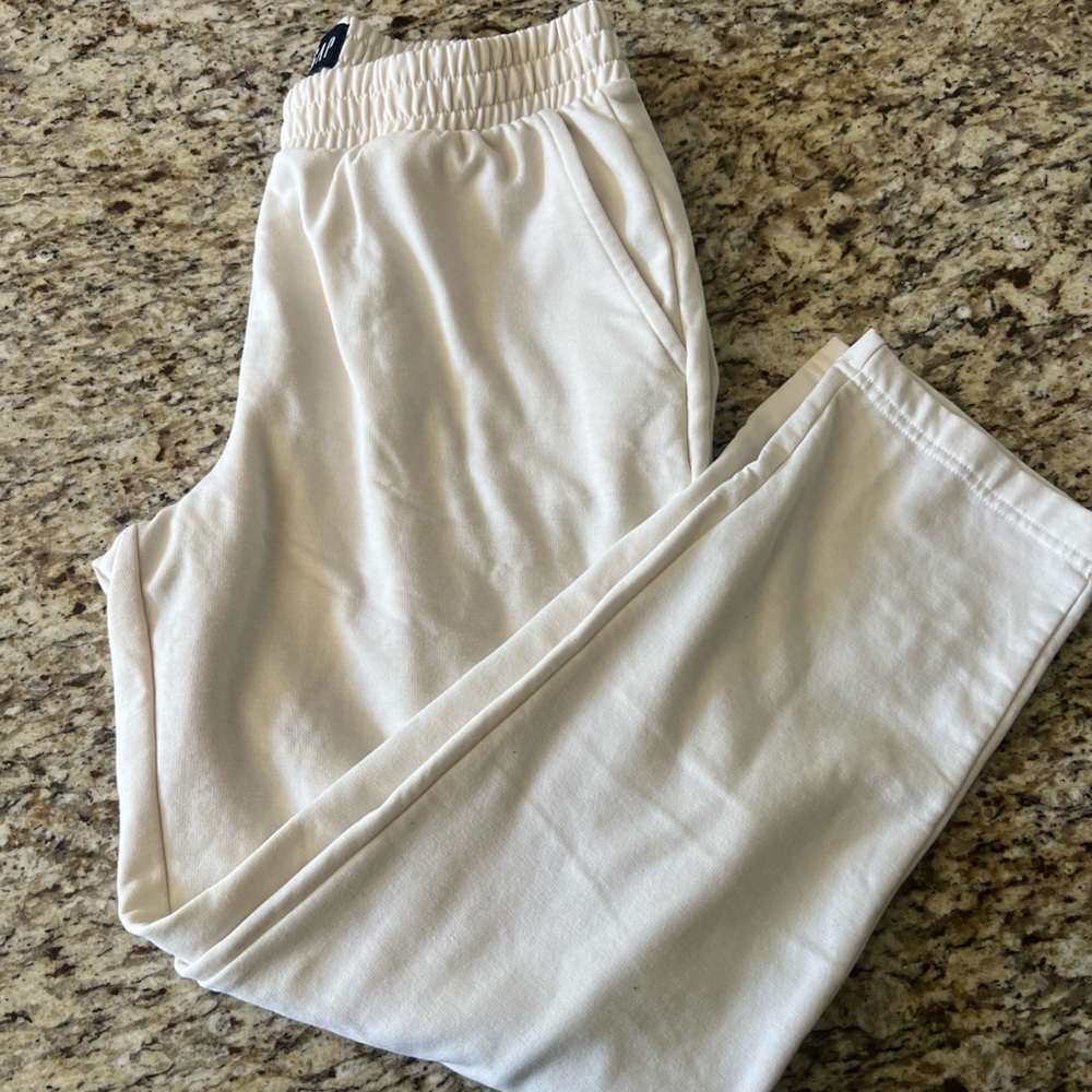 Gap cream sweatpants